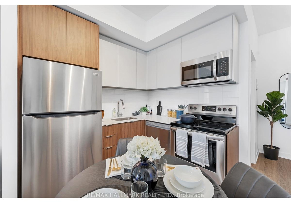 37-danforth-road-toronto-scarborough-ontario-e13645322