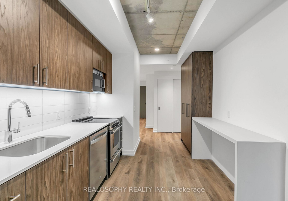 115-larchmount-avenue-toronto-toronto-ontario-e13645622