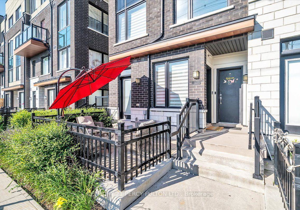1555-kingston-road-pickering-on-pickering-ontario-e13645848