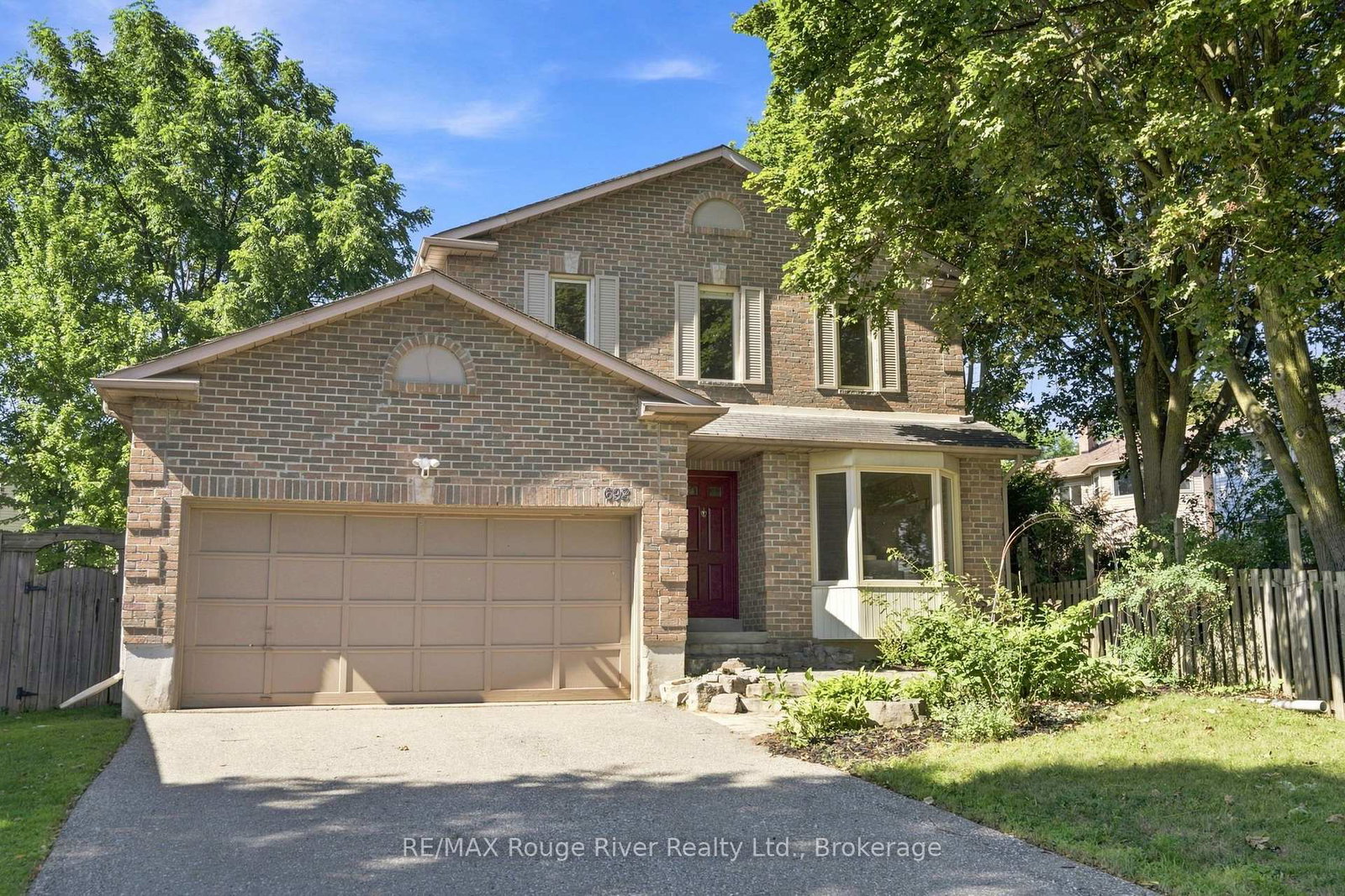 692-avery-court-oshawa-ontario-e13646022