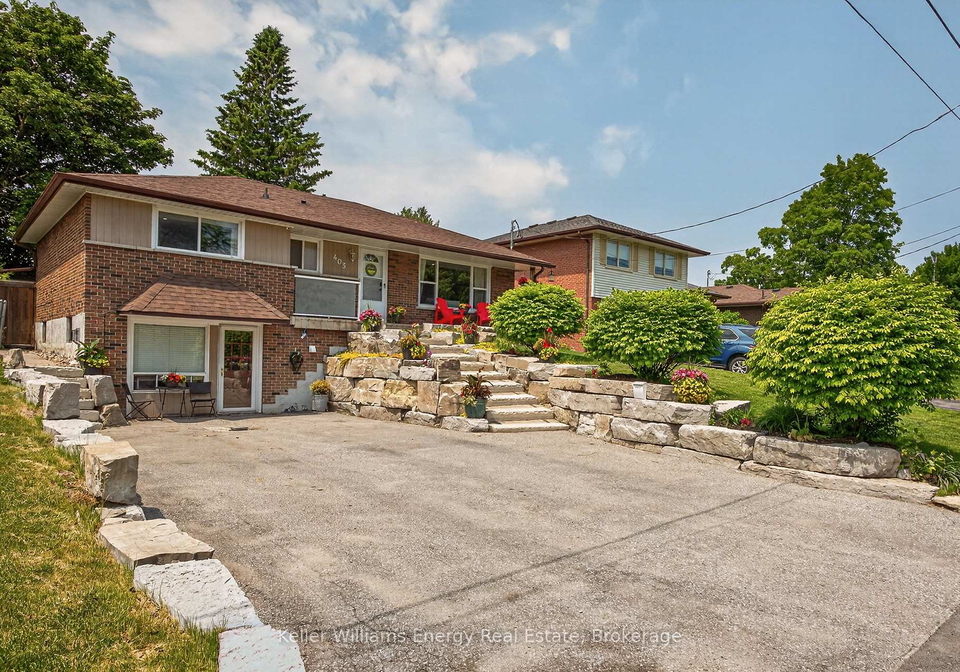 405-bernhard-crescent-oshawa-ontario-e13646036