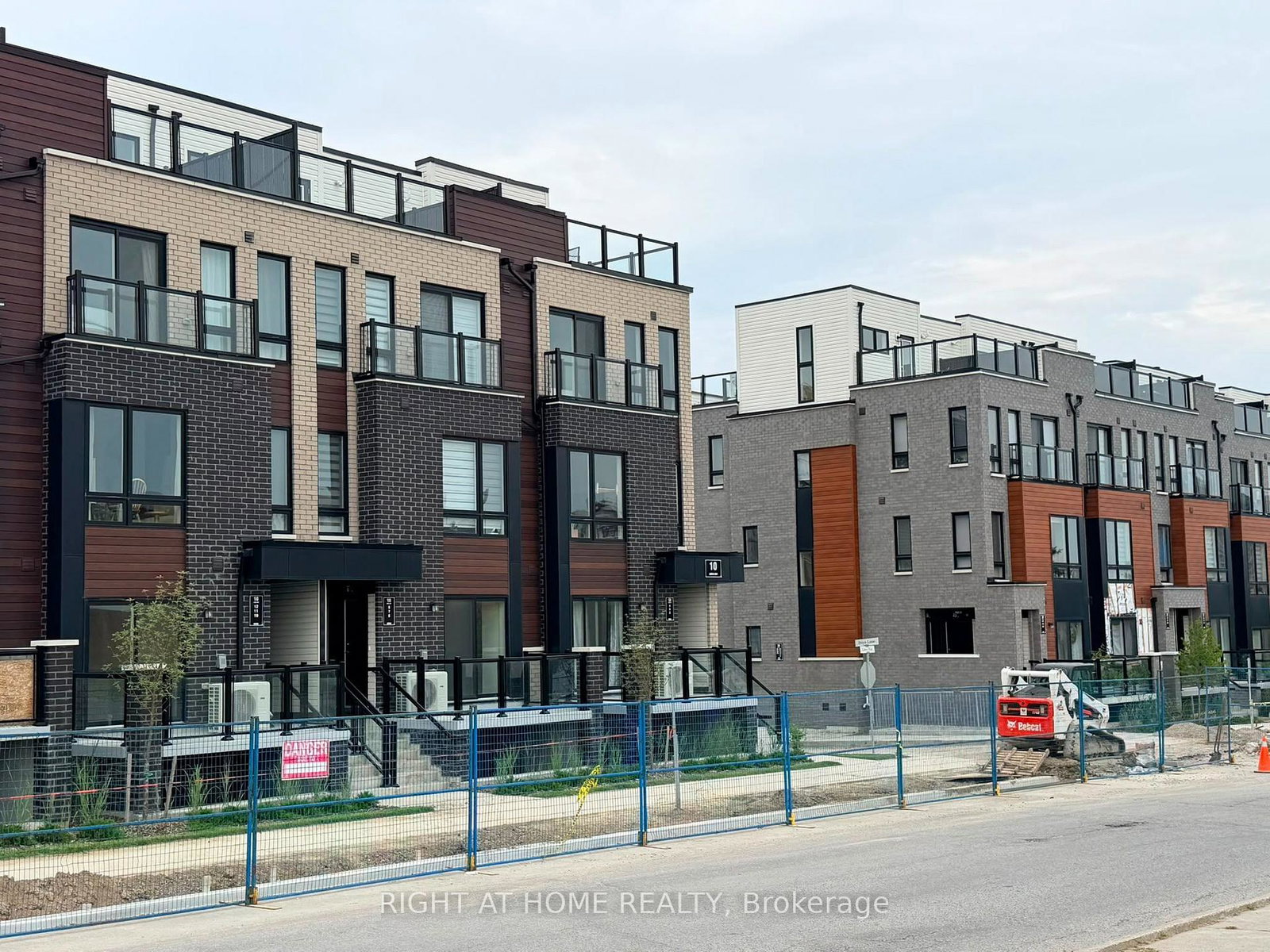 10-liben-way-toronto-scarborough-ontario-e13646388