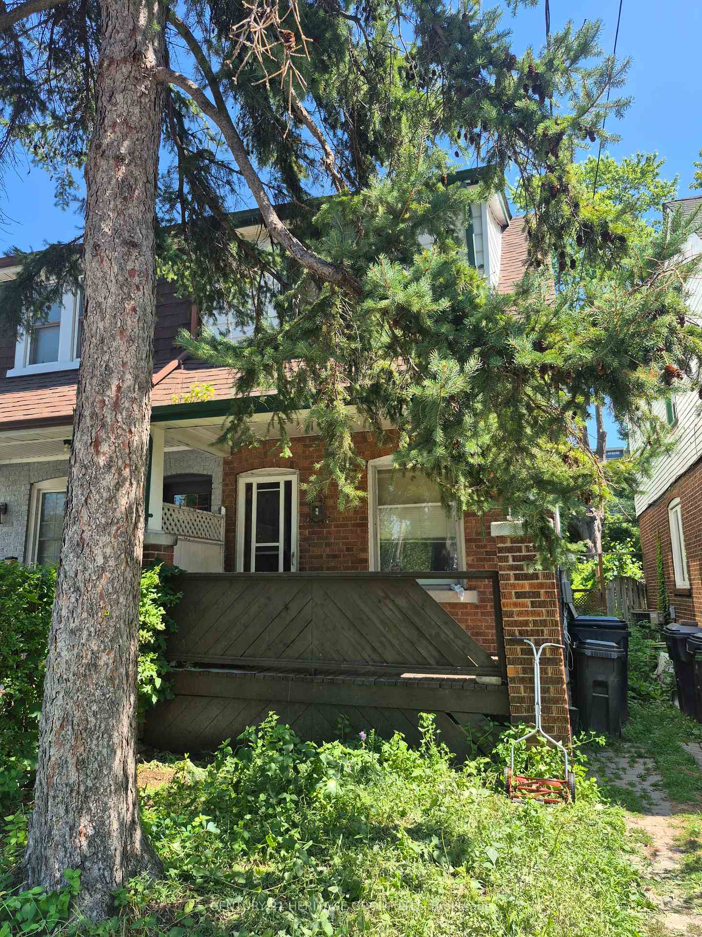 235-chisholm-avenue-toronto-east-york-ontario-e13647182