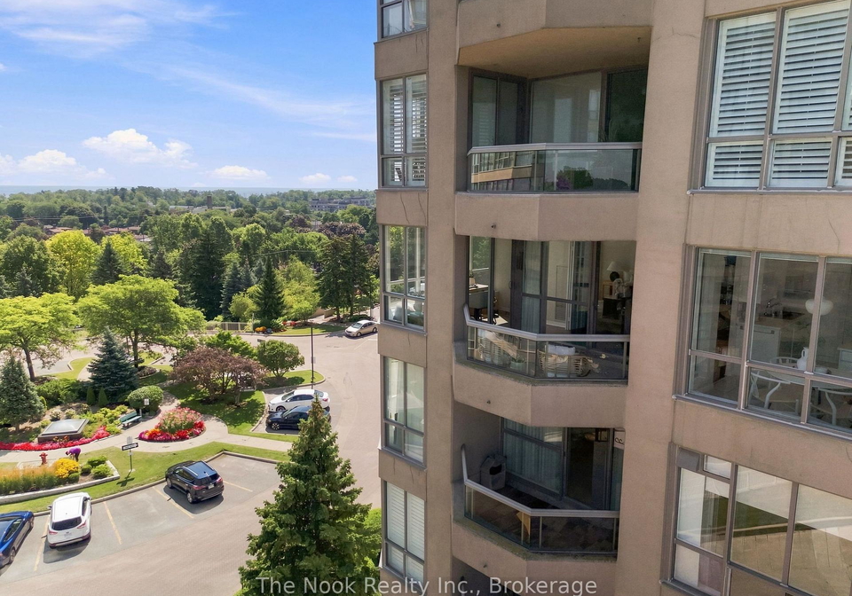 10-guildwood-parkway-toronto-scarborough-ontario-e13647308