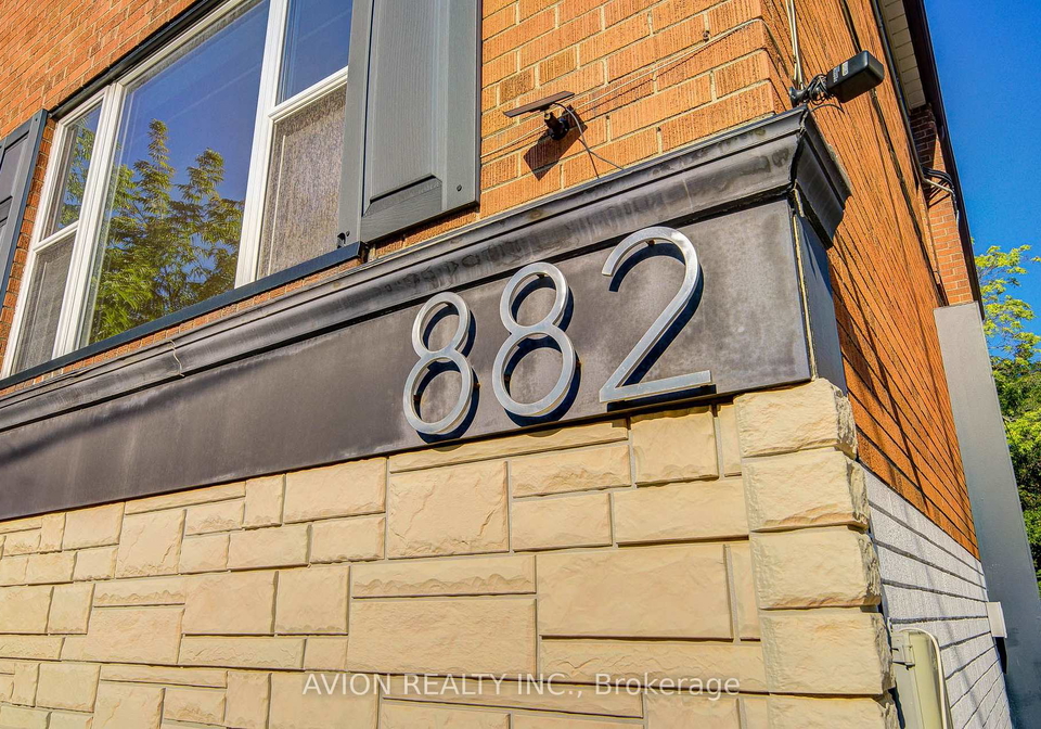 882-broadview-avenue-toronto-east-york-ontario-e13647456