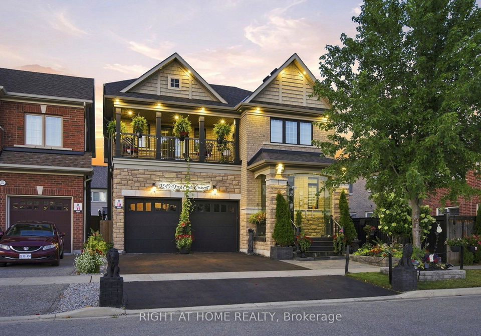 2349-dress-circle-crescent-oshawa-ontario-e13647464