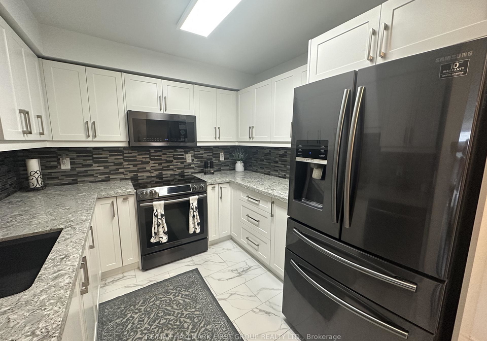 1000-the-esplanade-road-n-pickering-ontario-e13647696