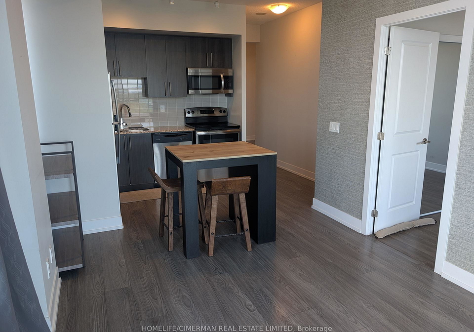 1215-bayly-street-pickering-ontario-e13647778