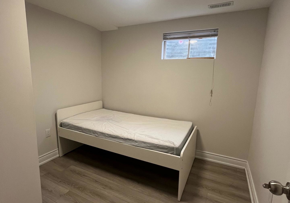 36-temple-bar-basement-crescent-w-toronto-scarborough-ontario-e13647926