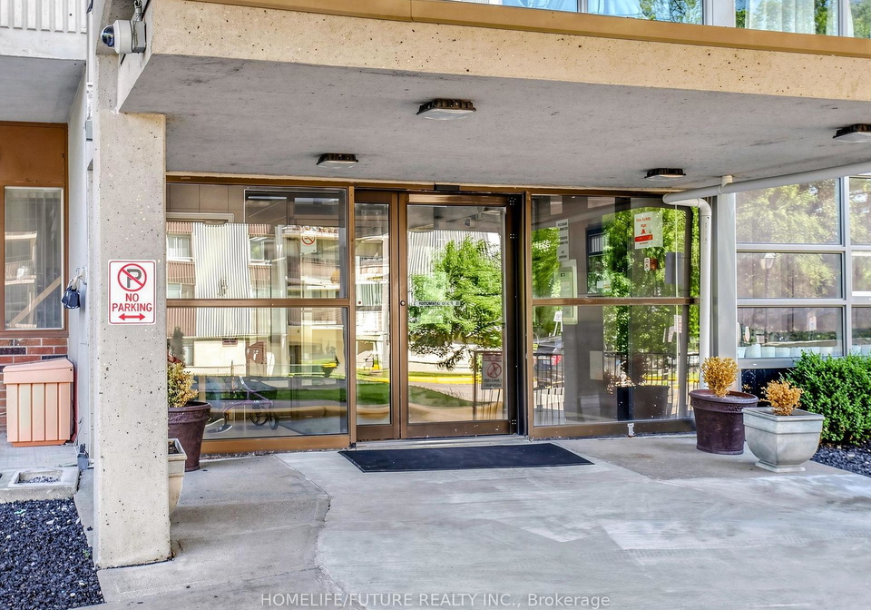 3380-eglinton-avenue-e-toronto-scarborough-ontario-e13648074
