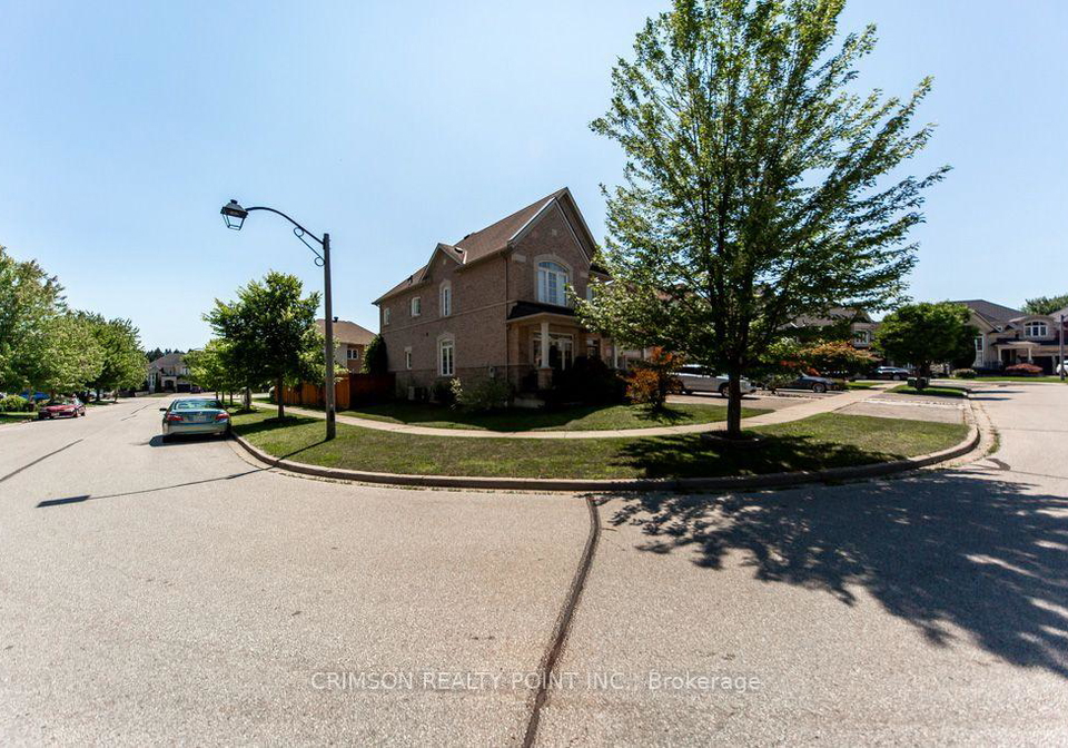 2304-canterbury-crescent-pickering-ontario-e13648164