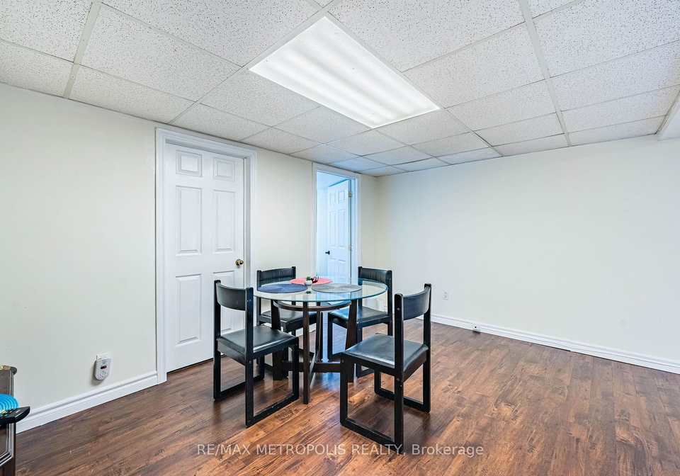 22-mayflower-street-whitby-ontario-e13648174