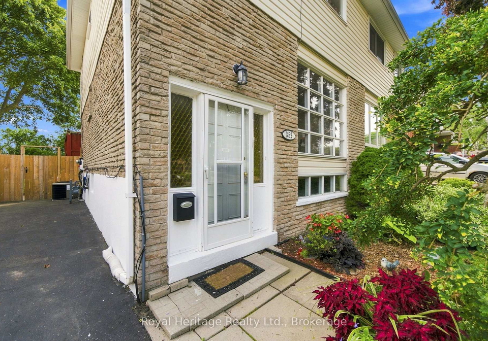 352-vancouver-crescent-oshawa-ontario-e13649034