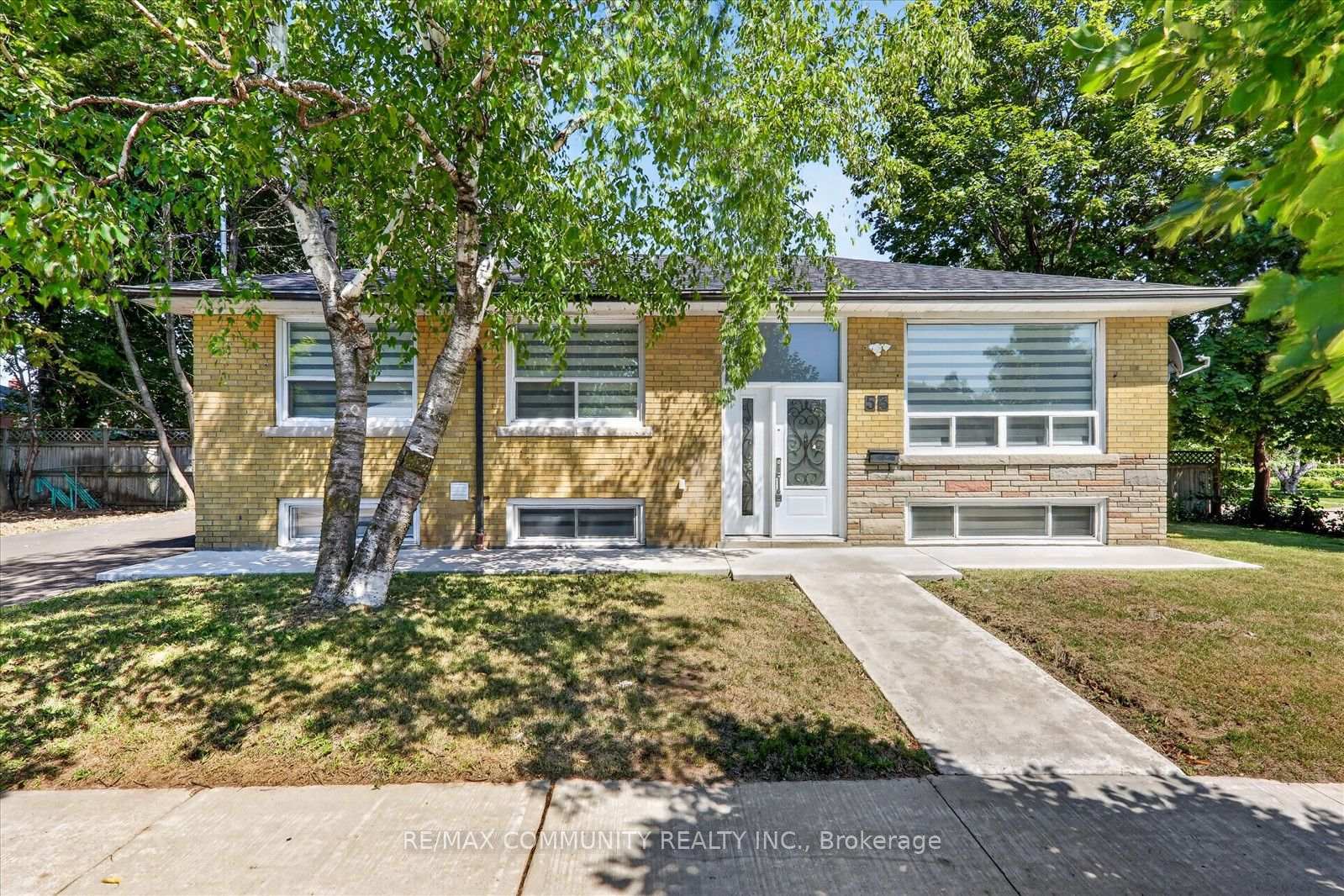 53-milford-haven-drive-n-toronto-scarborough-ontario-e13649084