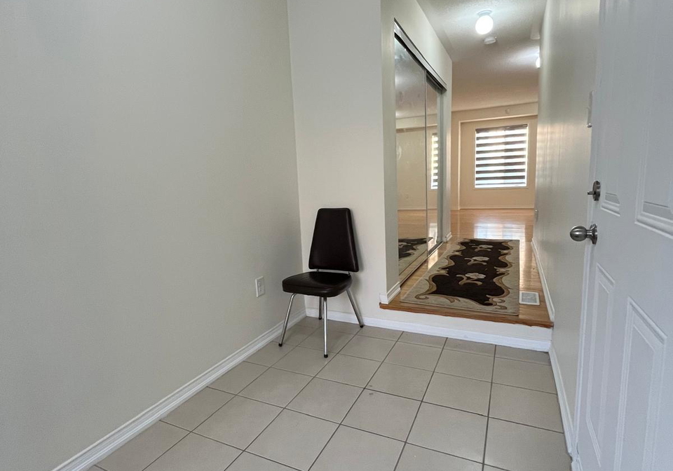 403-rossland-road-e-ajax-ontario-e13649162