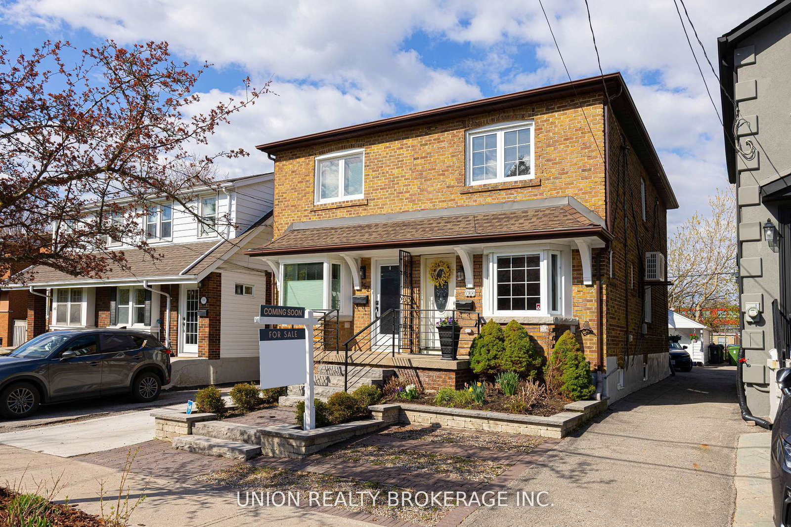 154-blantyre-avenue-toronto-scarborough-ontario-e13649620