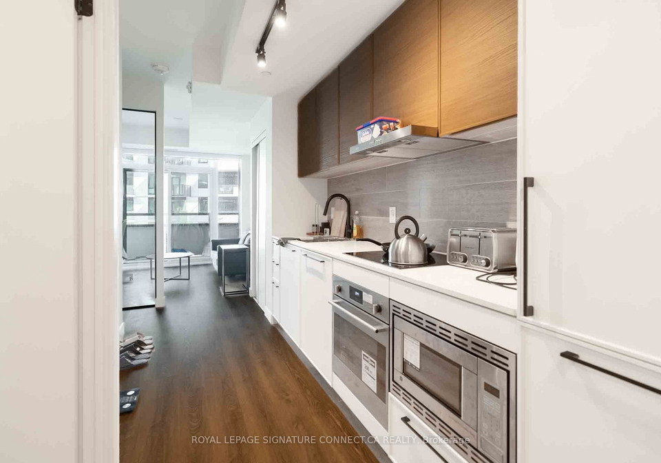 1050-eastern-avenue-toronto-toronto-ontario-e13649932