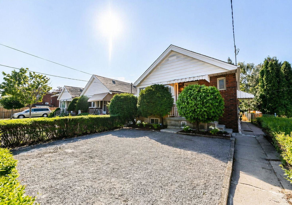 5-dieppe-road-s-toronto-east-york-ontario-e13650032