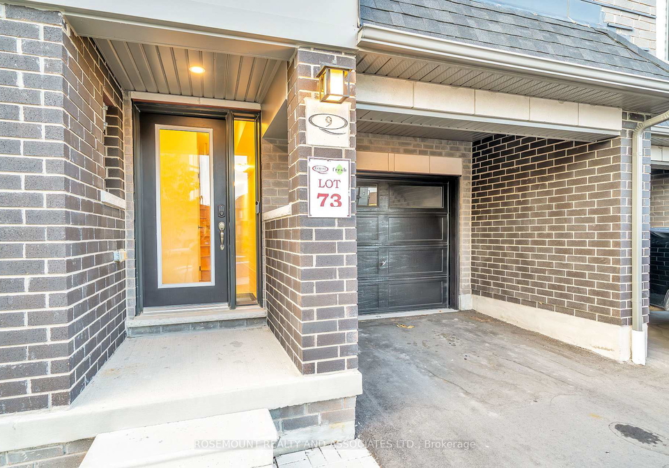 9-esquire-way-whitby-ontario-e13650070