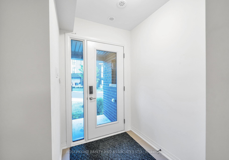 9-esquire-way-whitby-ontario-e13650070