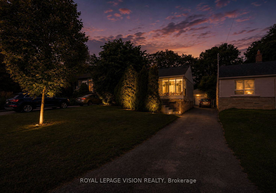 27-eastville-avenue-toronto-scarborough-ontario-e13650420