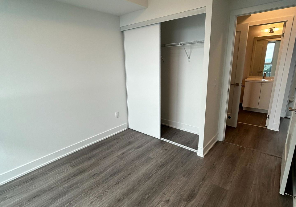 2545-simcoe-st-street-n-oshawa-ontario-e13650592