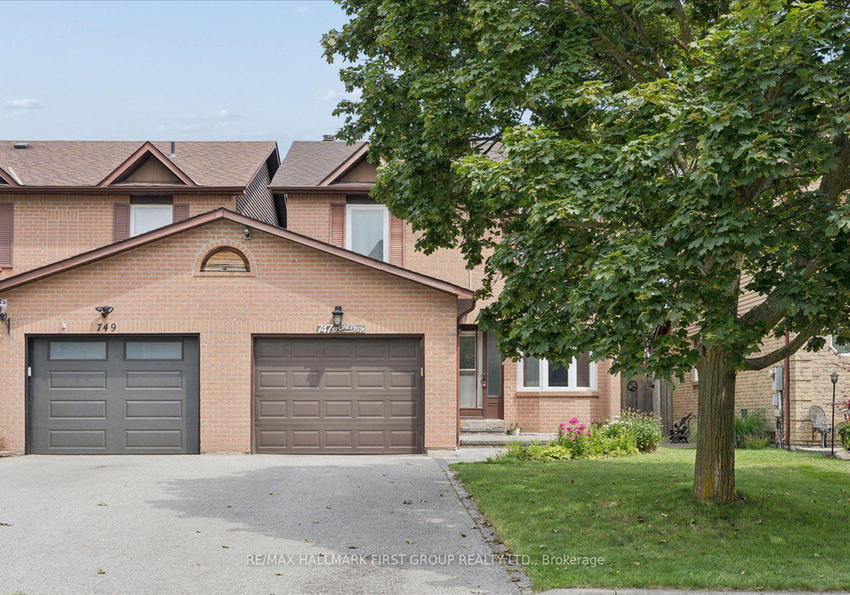 747-stonepath-circle-pickering-ontario-e13650766