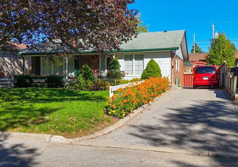 150-clements-road-e-ajax-ontario-e13650912