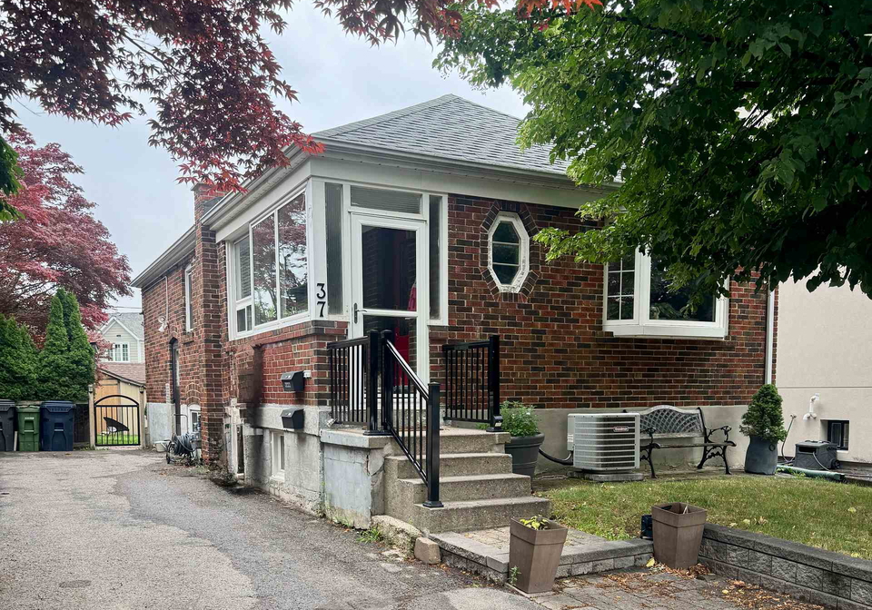 37-tiago-avenue-toronto-east-york-ontario-e13651124