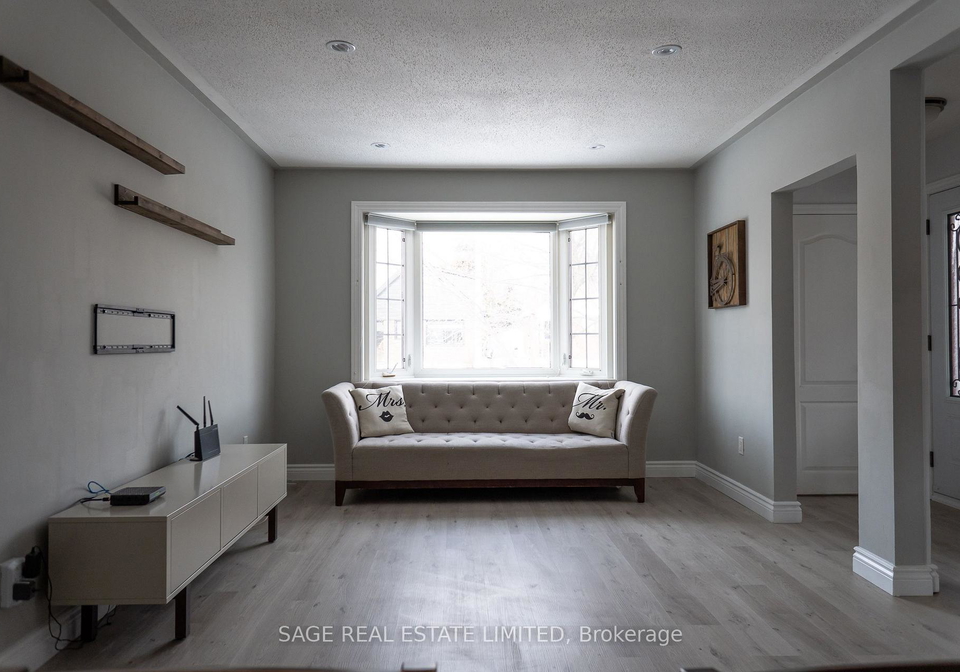 37-tiago-avenue-toronto-east-york-ontario-e13651124