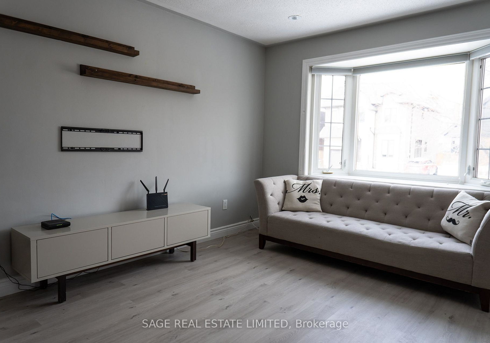 37-tiago-avenue-toronto-east-york-ontario-e13651124
