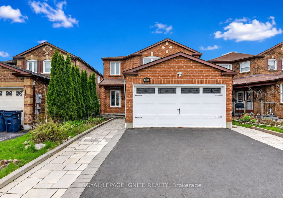 205-hupfield-trail-toronto-scarborough-ontario-e13651322