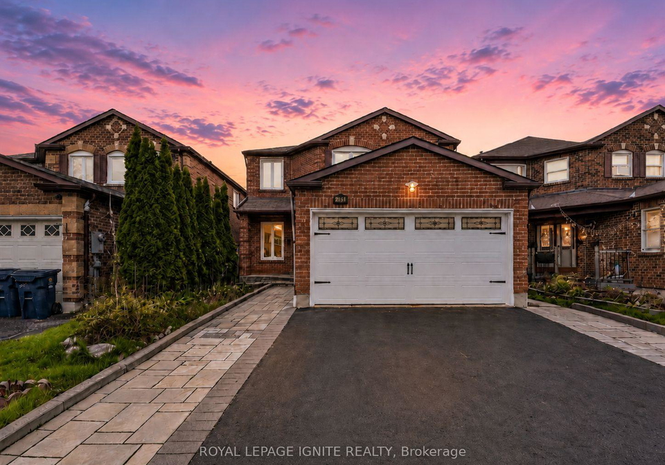 205-hupfield-trail-toronto-scarborough-ontario-e13651322