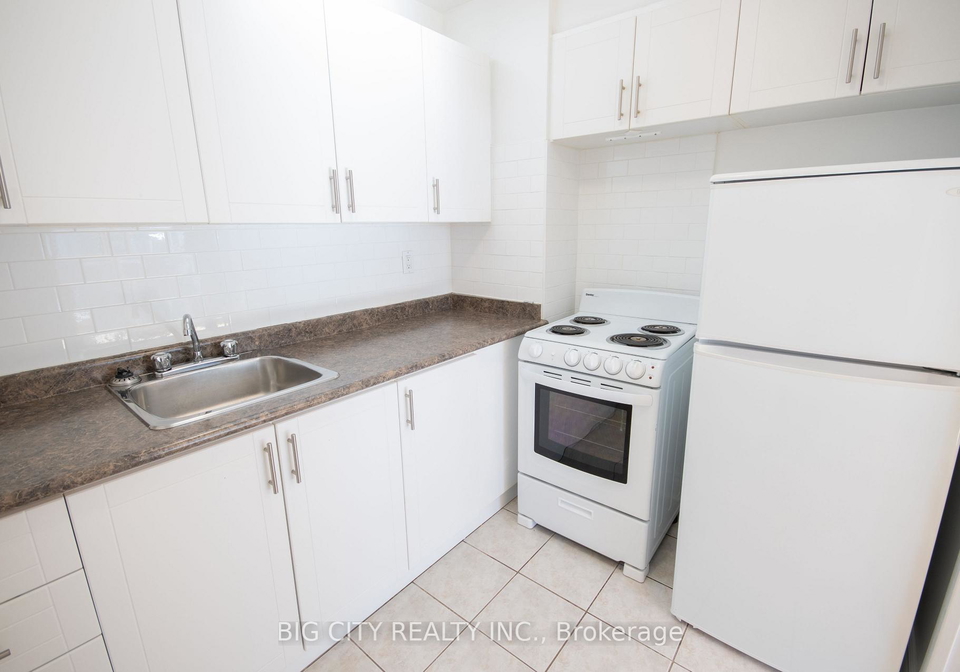 70-cambridge-avenue-toronto-east-york-ontario-e13651418