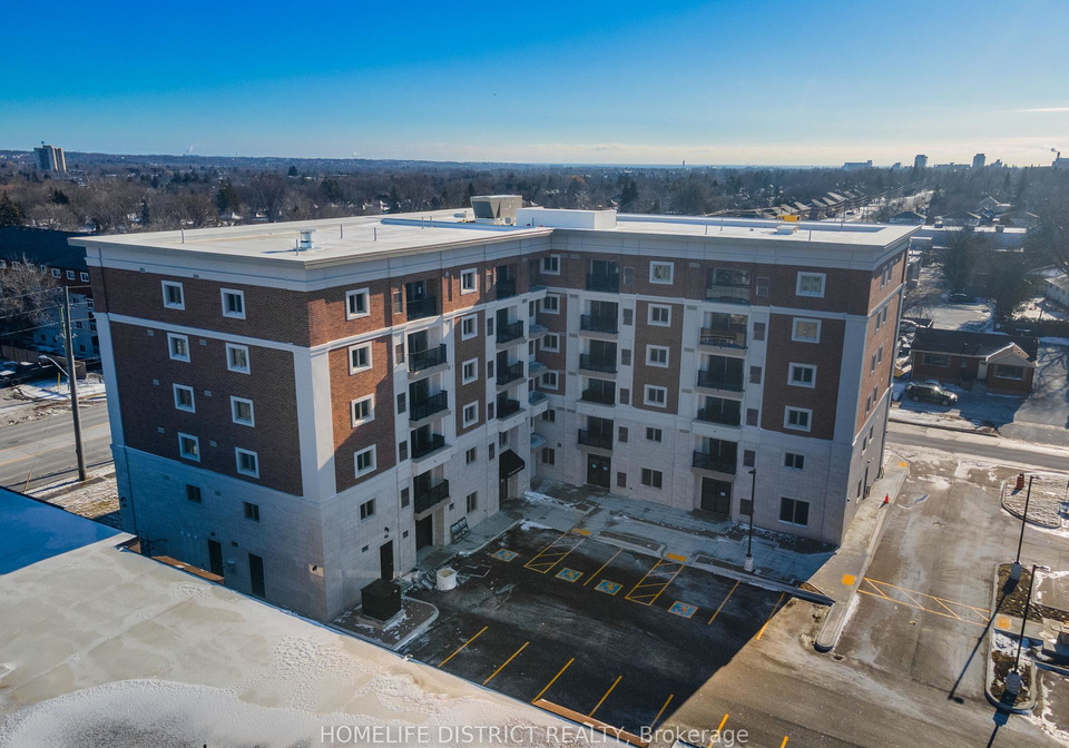 976-simcoe-street-n-oshawa-ontario-e13651476
