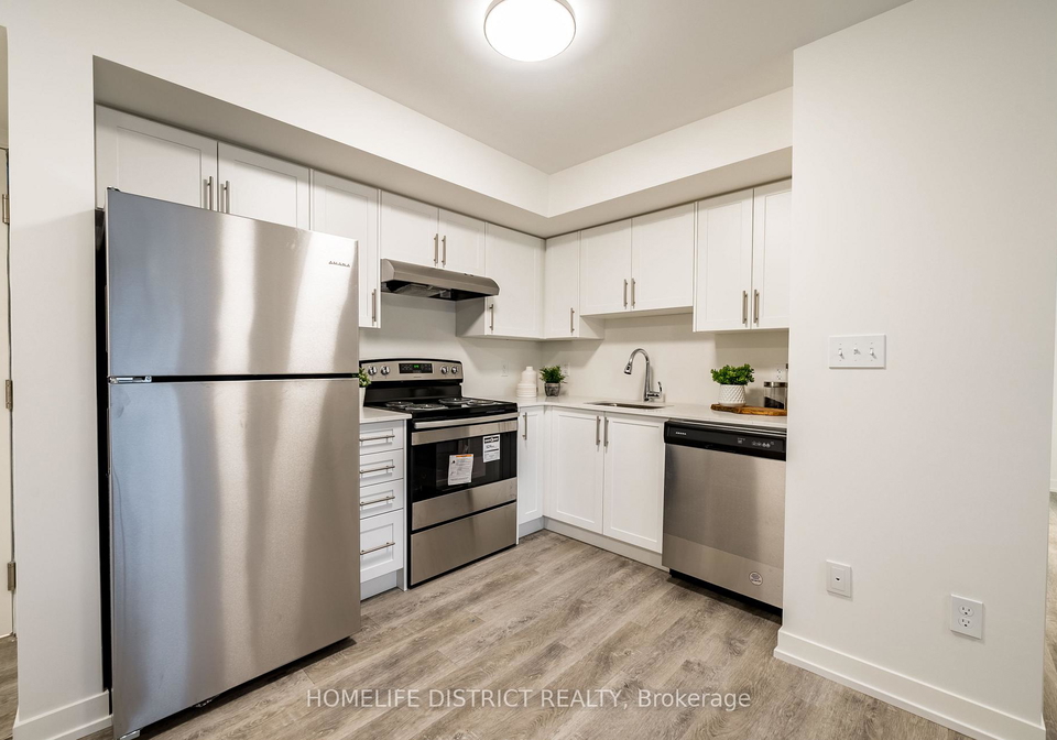 976-simcoe-street-n-oshawa-ontario-e13651476