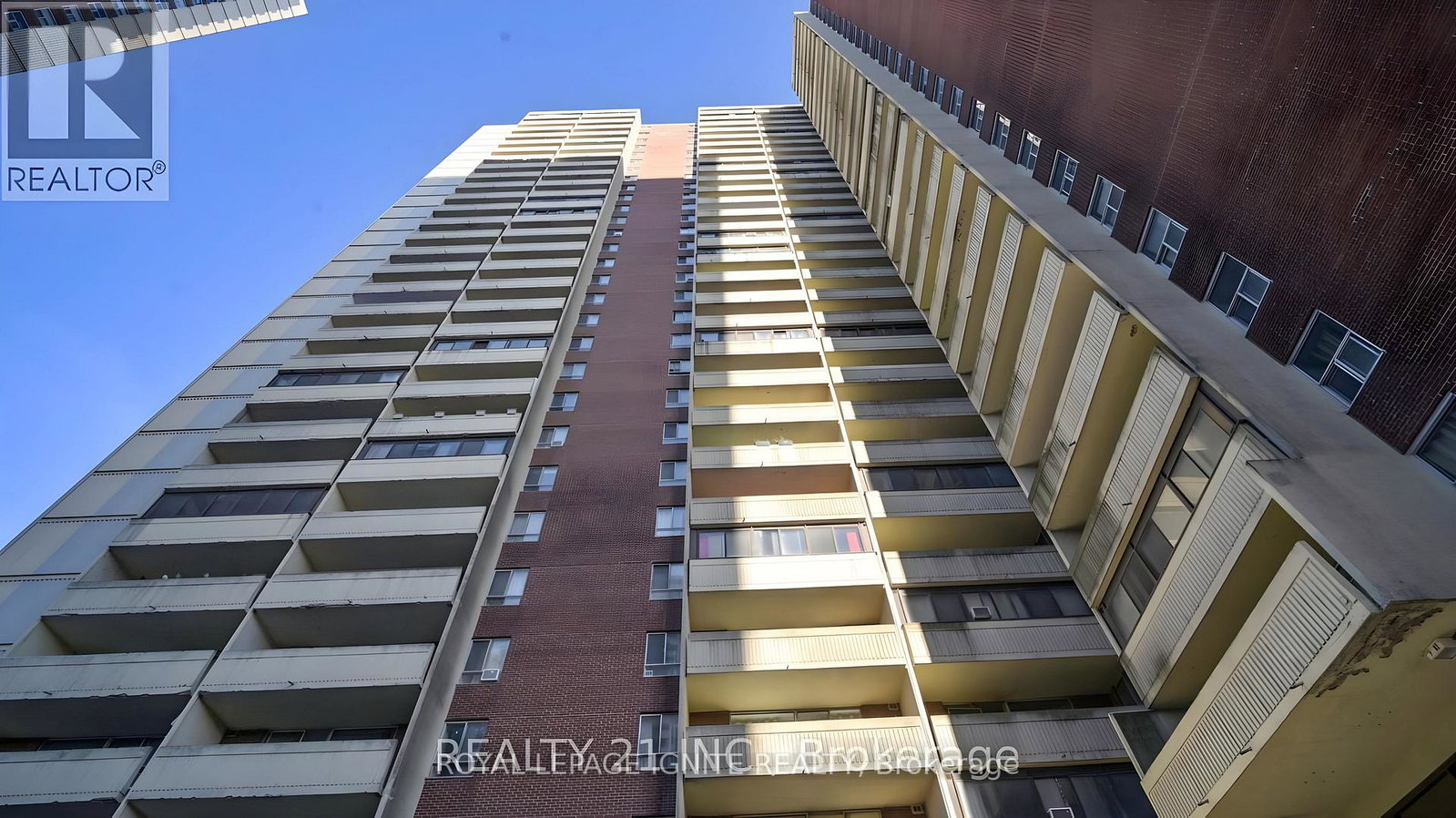 5-massey-square-toronto-east-york-ontario-e13651530