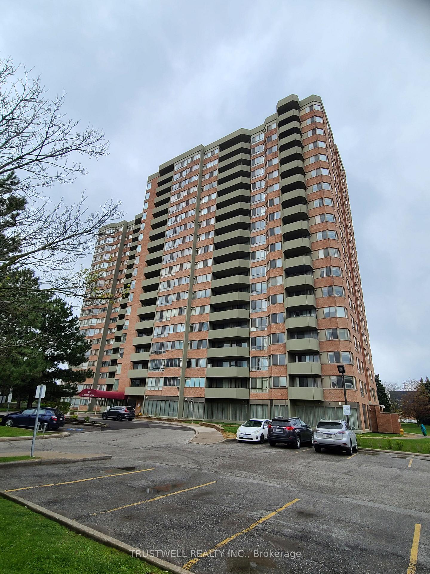 30-thunder-grove-toronto-scarborough-ontario-e13651814