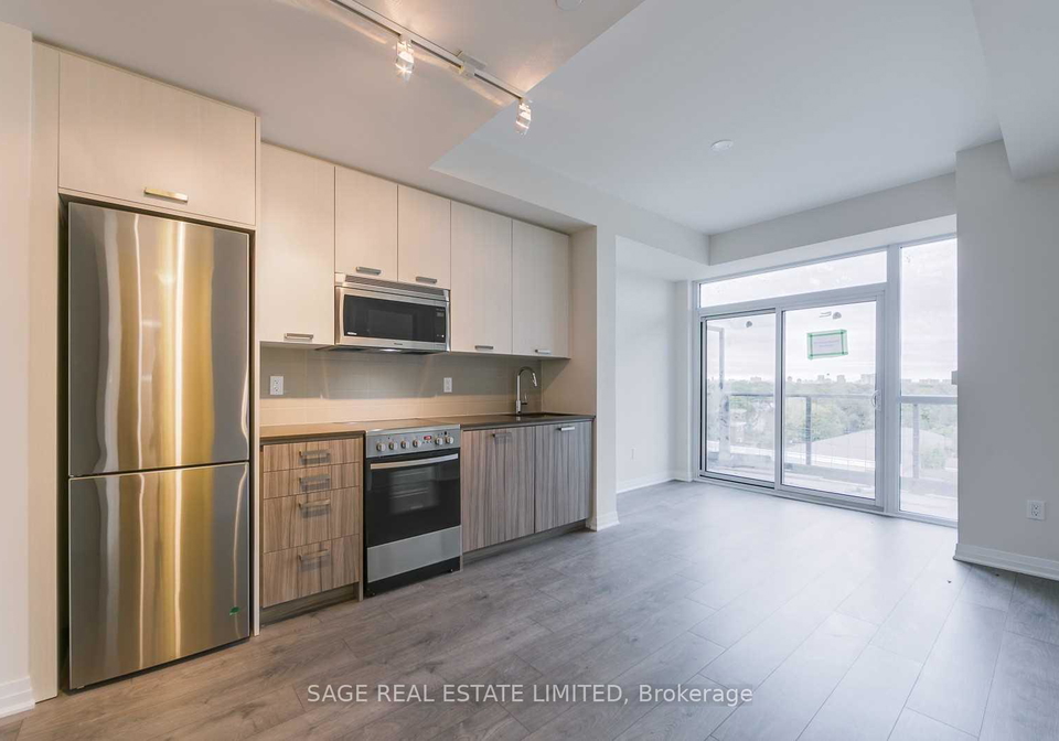 2301-danforth-avenue-toronto-toronto-ontario-e13651822