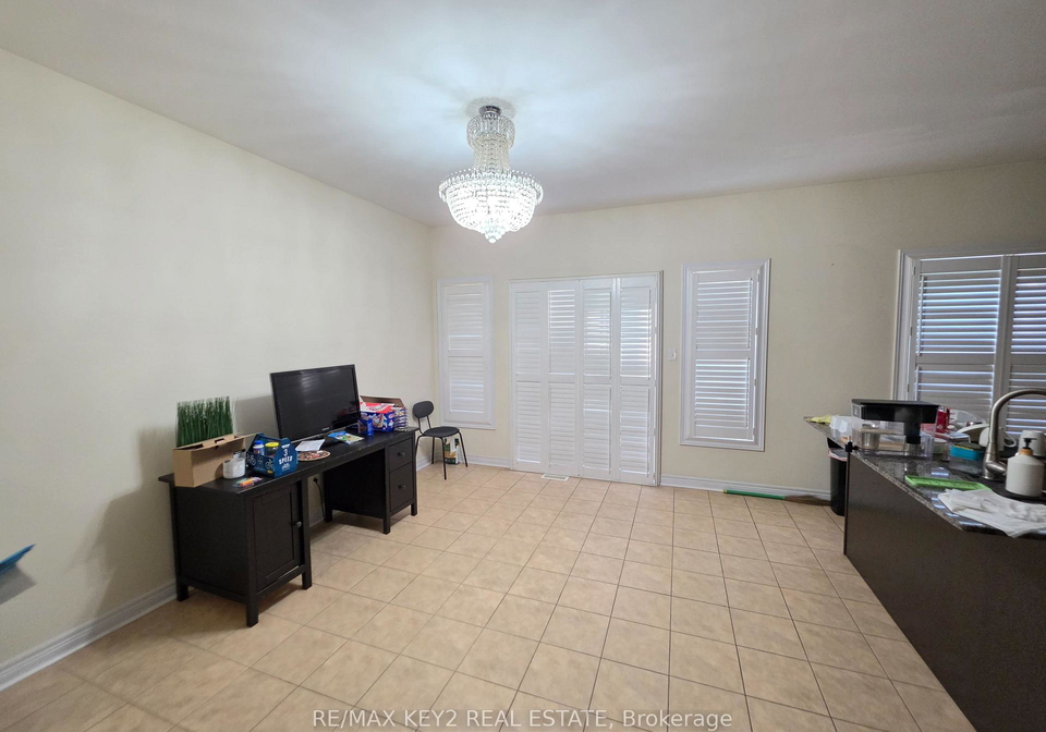 1601-dusty-drive-pickering-ontario-e13651856