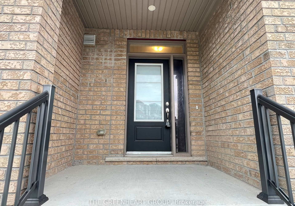 51-dance-act-avenue-oshawa-ontario-e13652158