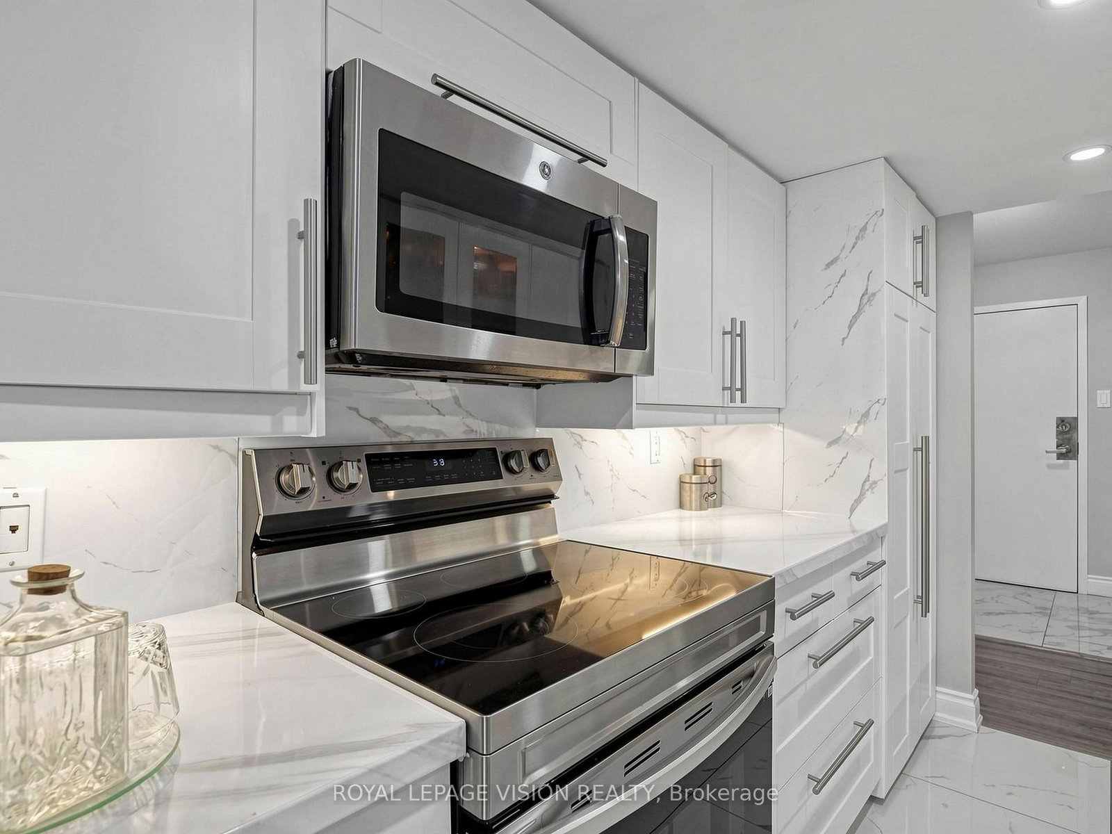 11753-sheppard-avenue-e-toronto-scarborough-ontario-e13652202