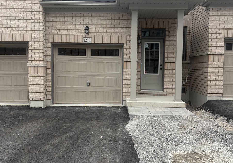1230-elizabeth-mackenzie-drive-pickering-ontario-e13652718
