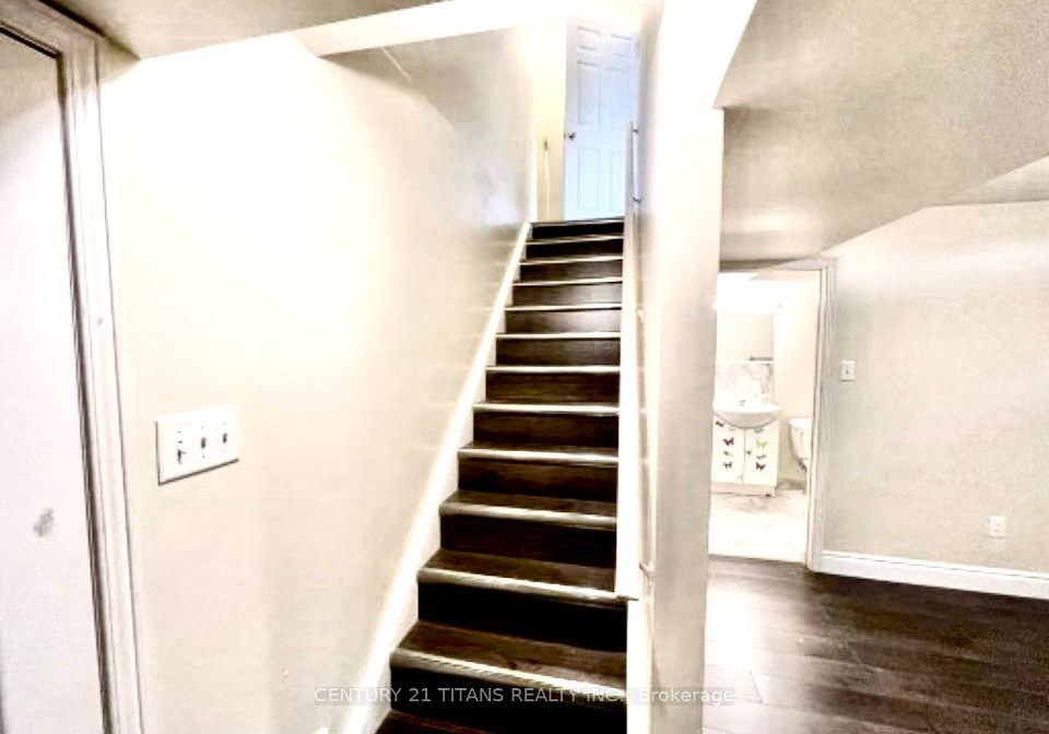 11-etienne-street-toronto-scarborough-ontario-e13652914