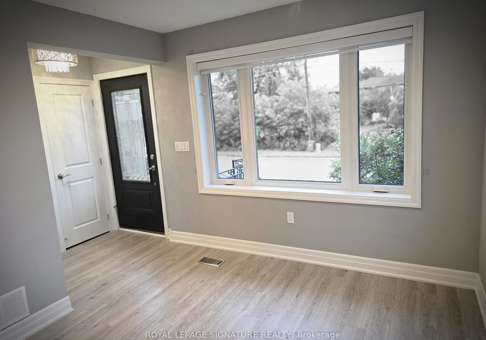141-phillip-avenue-toronto-scarborough-ontario-e13653026