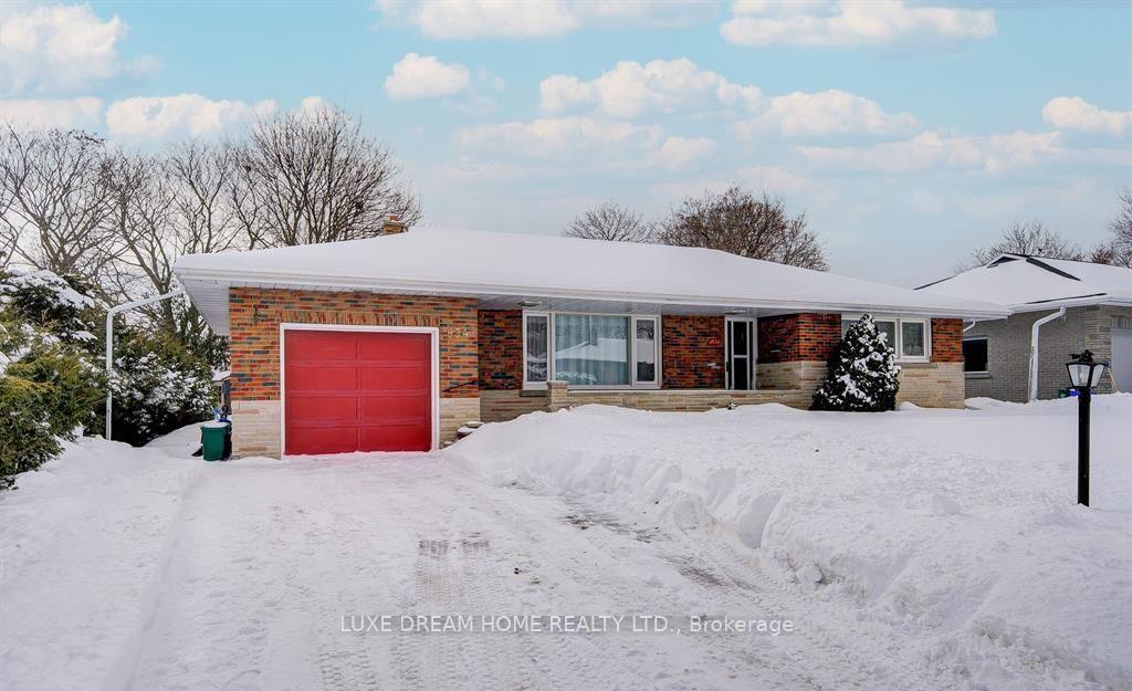 834-law-street-oshawa-ontario-e13653046