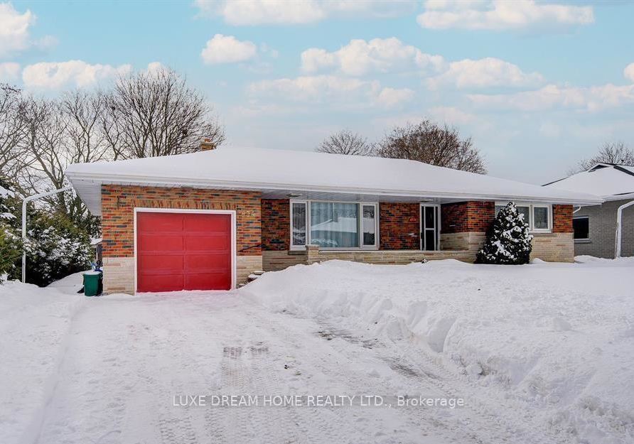 834-law-street-oshawa-ontario-e13653046