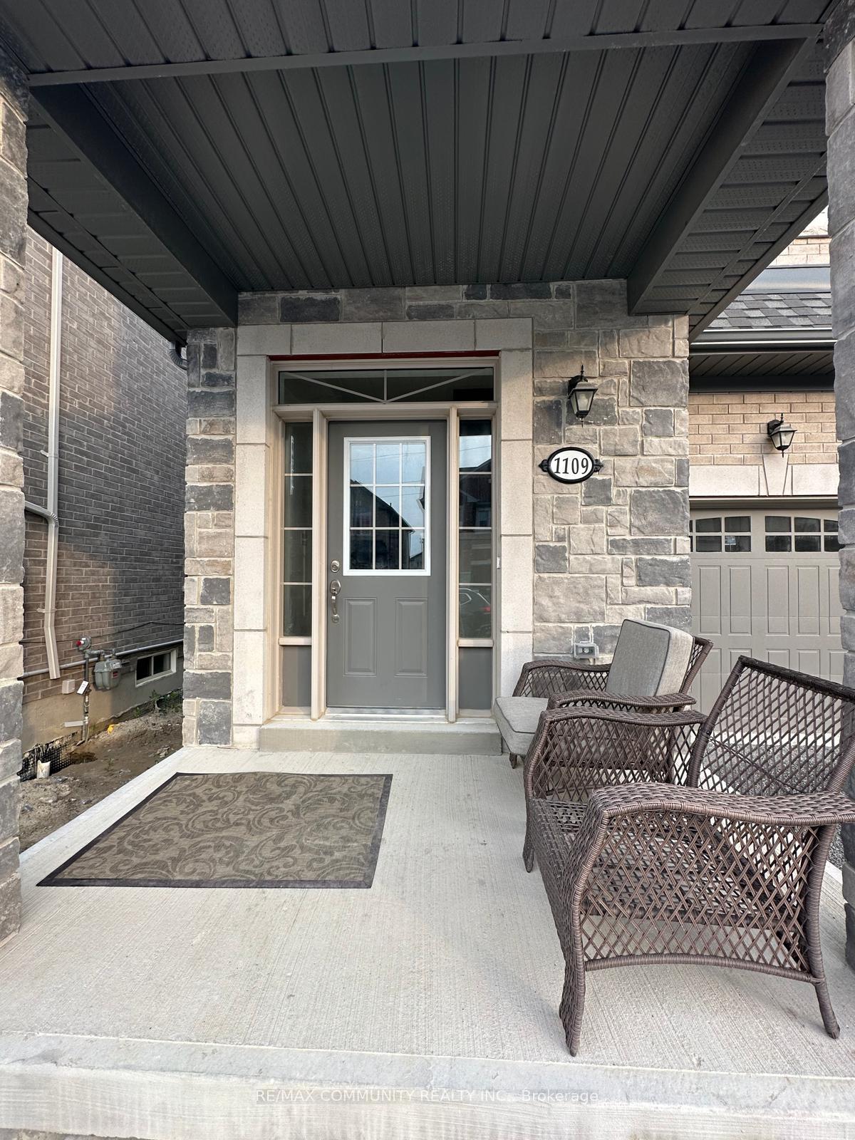 1109-skyridge-boulevard-pickering-ontario-e13653216