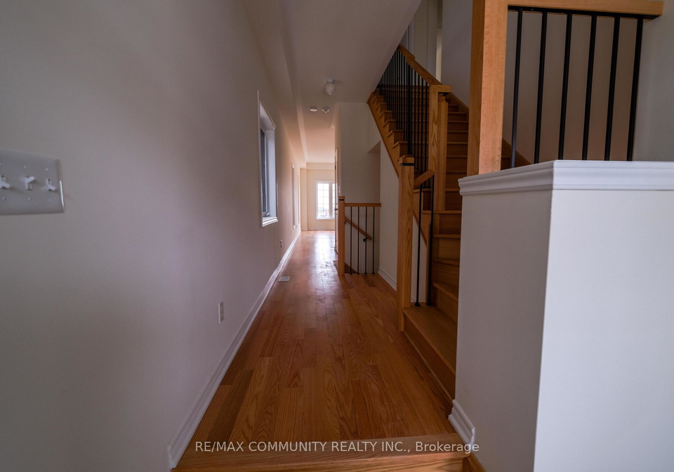 1109-skyridge-boulevard-pickering-ontario-e13653216