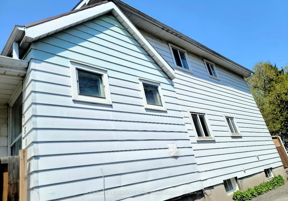 751-gifford-street-oshawa-ontario-e13653352